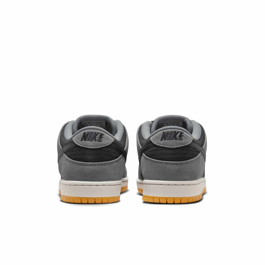 [HF3063-001] Mens Nike SB Dunk Low 'Dark Smoke Grey'