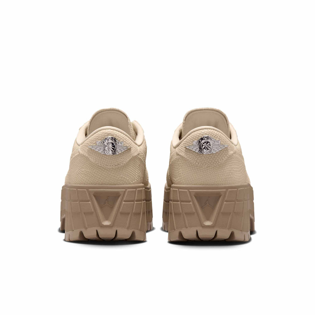 [HF3184-200] Womens Air Jordan RETRO 1 BROOKLYN LOW 'Rattan Desert Camo'