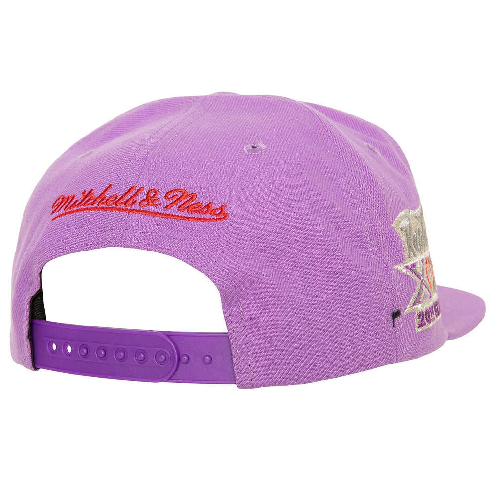 MENS MITCHELL & NESS NBA WATCH ME SHINE SNAPBACK HWC RAPTORS - PURPLE
