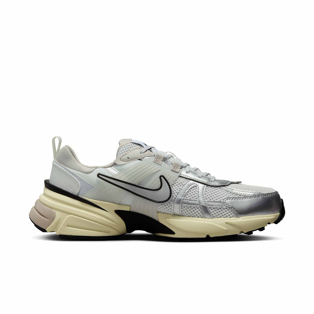 [HJ4497-100] Mens Nike V2K Run
