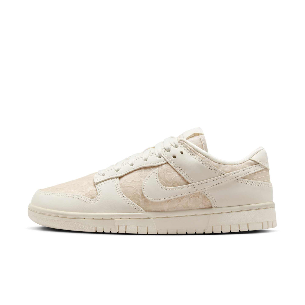 [HJ5870-100] WOMENS NIKE DUNK LOW