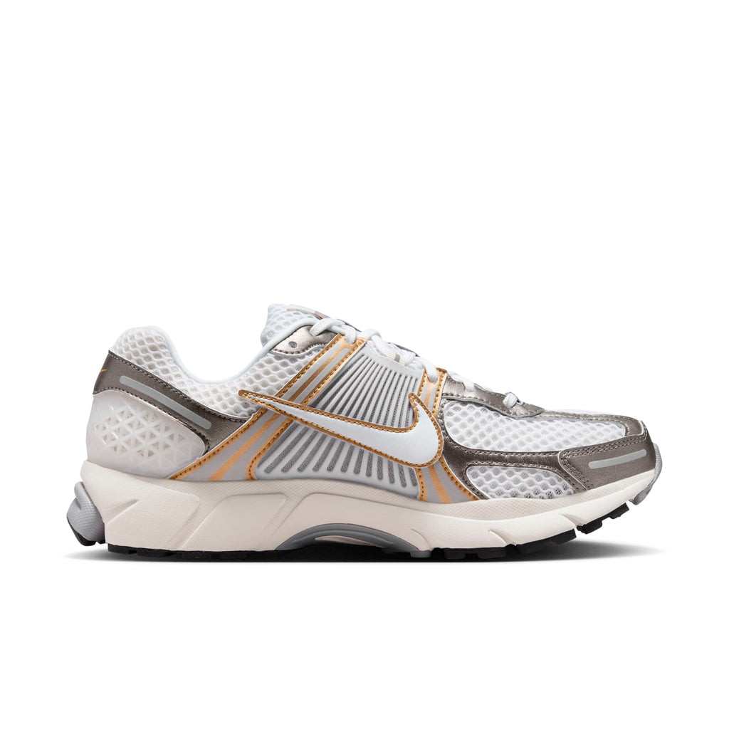 [HJ7247-099] Mens Nike ZOOM VOMERO 5