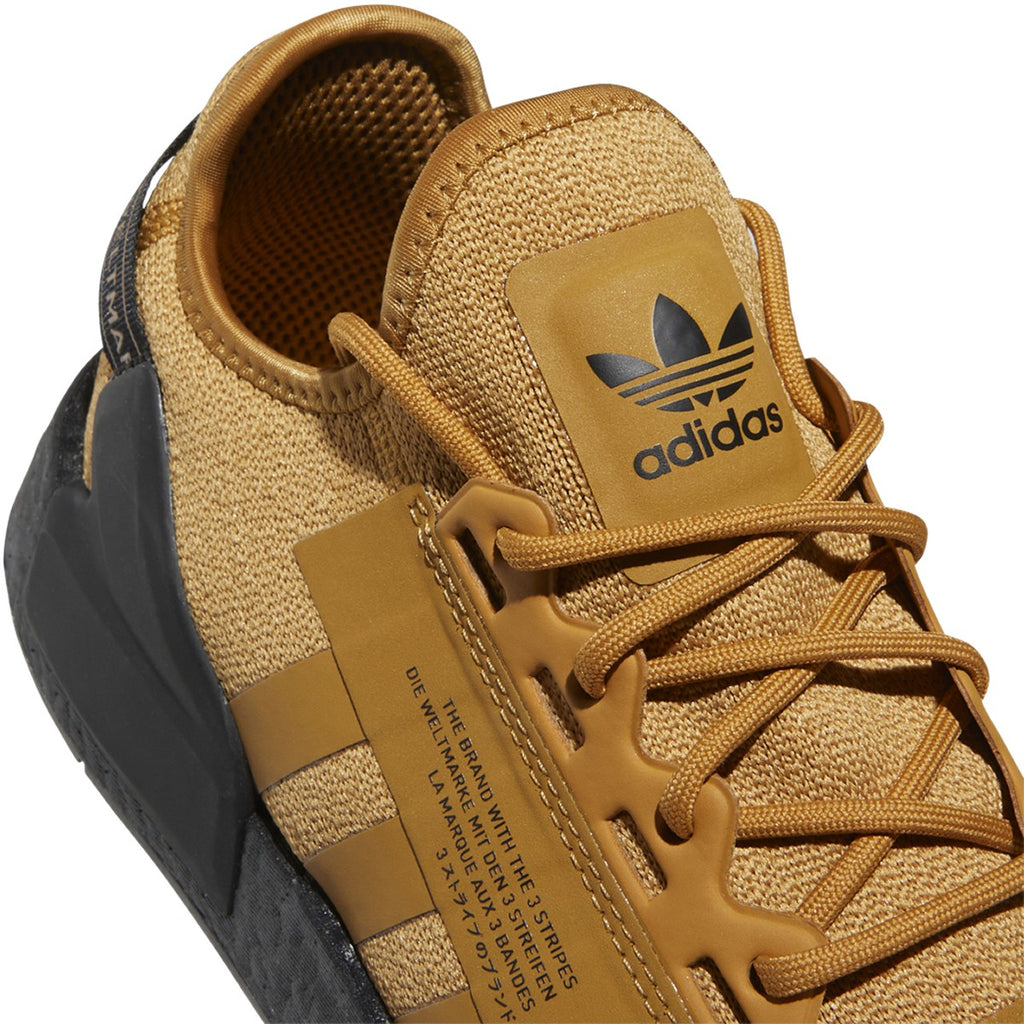 [HQ2150] Mens Adidas NMD_R1.V2