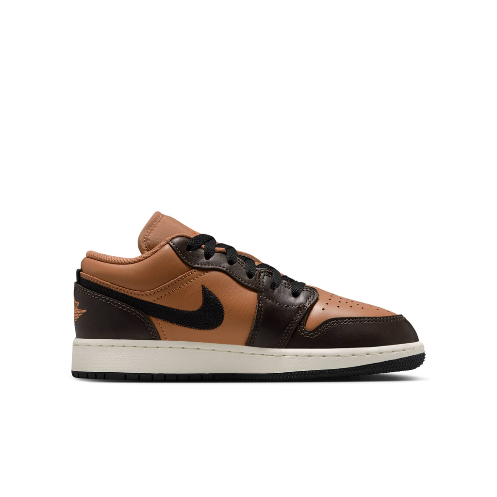 [HQ3604-201] GRADE SCHOOL AIR JORDAN RETRO 1 LOW SE 'FLAX BAROQUE BROWN' (GS)