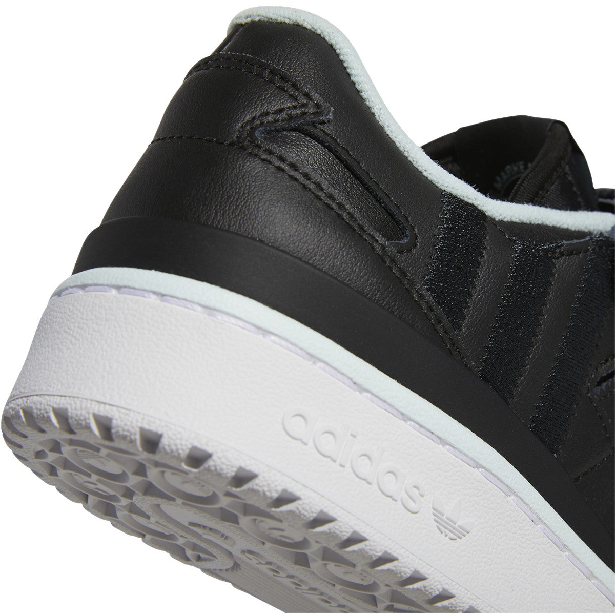 [HQ4536] Mens Adidas FORUM LOW