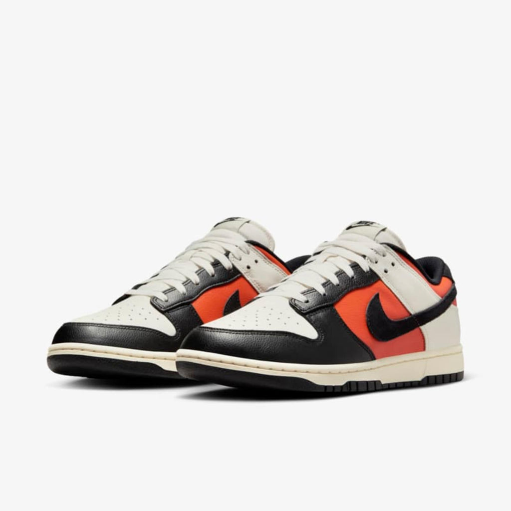 [HQ4988-030] MENS NIKE DUNK LOW RETRO
