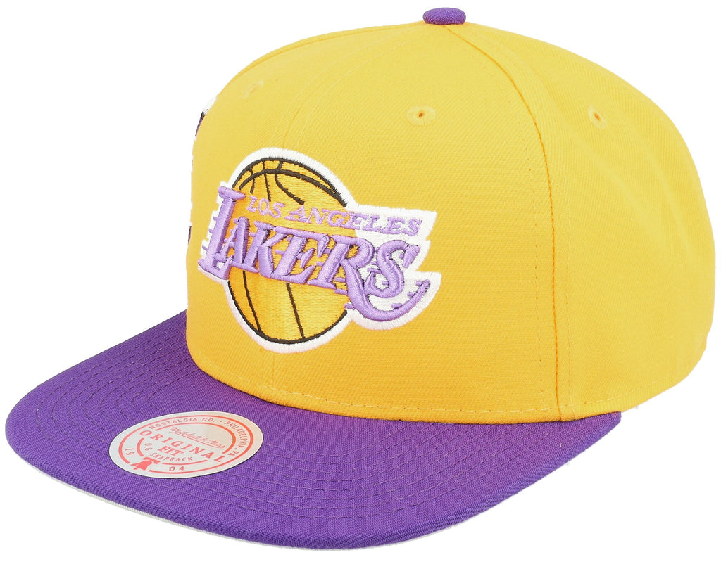 MENS MITCHELL & NESS NBA JUMBOTRON SNAPBACK HWC LAKERS - YELLOW-PURPLE