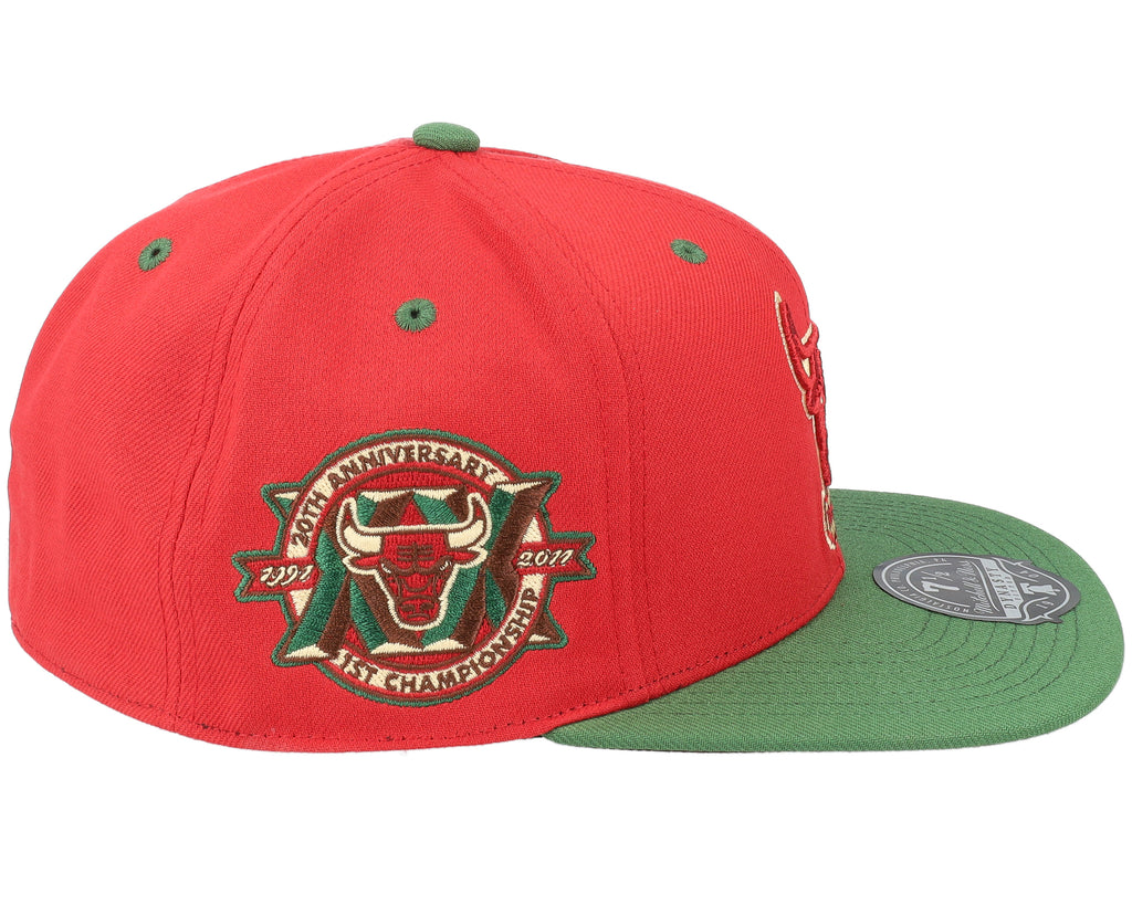 [6HSFLD21206-CBURED1] MENS MITCHELL & NESS NBA CHICACO BULLS NIGHTMARE FITTED