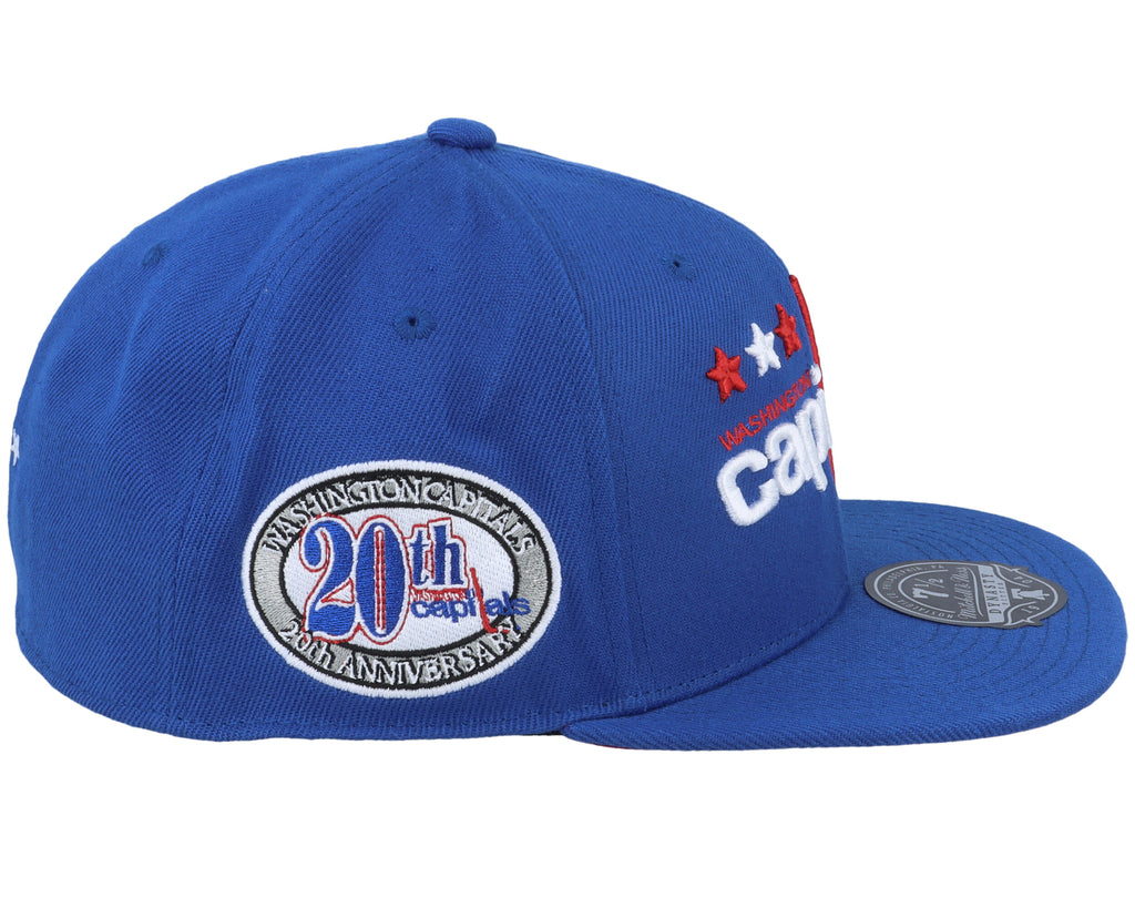 Mens Mitchell & Ness NHL VINTAGE FITTED CAPITALS