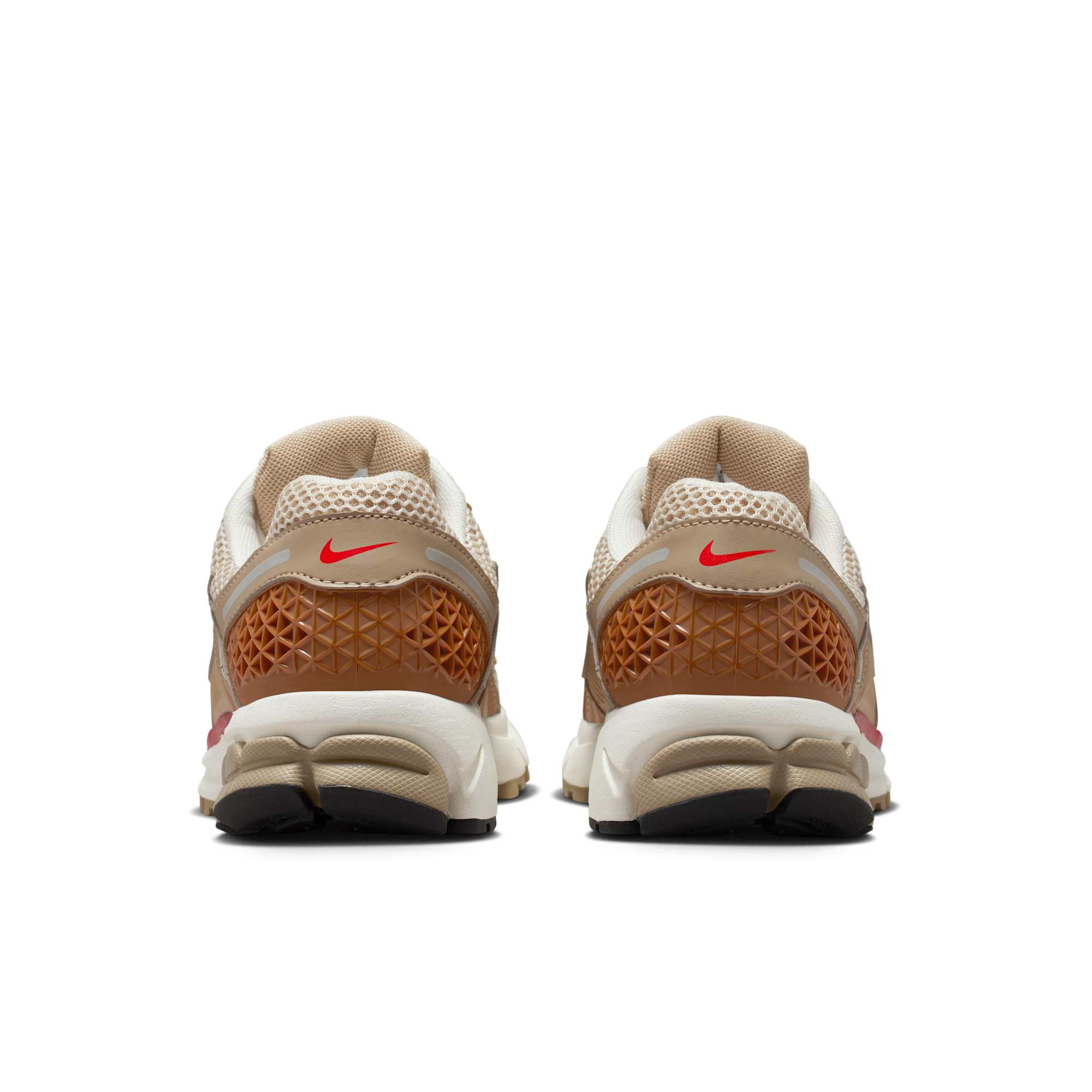 [HV0826-247] Womens Nike ZOOM VOMERO 5