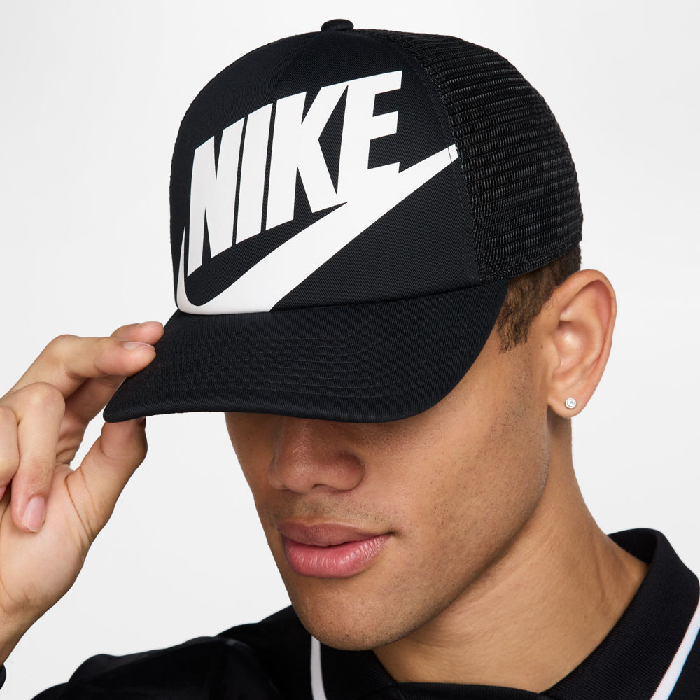[HV8699-010] UNISEX NIKE RISE CAP OVERSIZED FUTURA TRUCKER