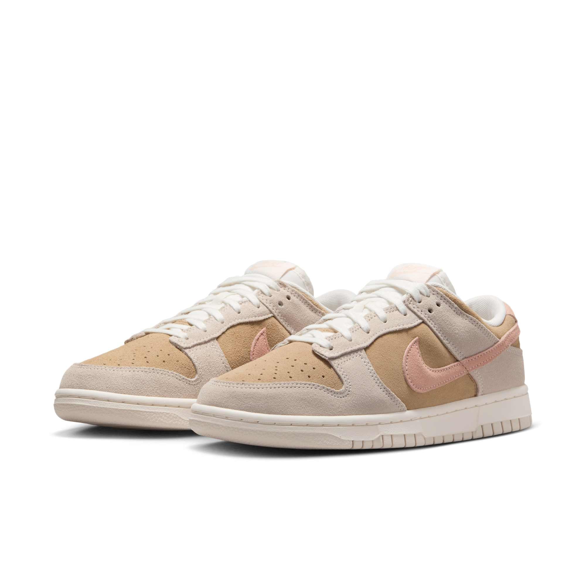 [IB4367-030] WOMENS NIKE DUNK LOW