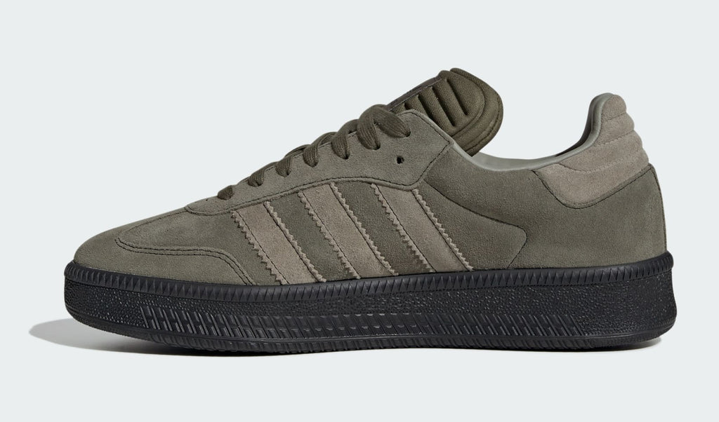 [ID3913] MENS ADIDAS ORIGINALS SAMBA XLG