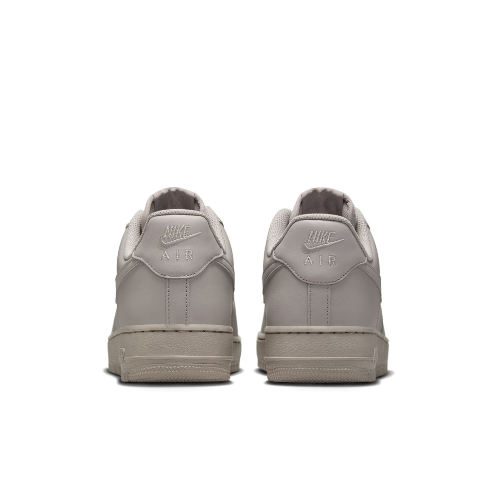[IH1698-001] MENS NIKE AIR FORCE 1 '07 'COLLEGE GREY'
