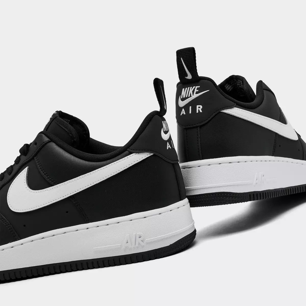 [IR5599-001] MENS NIKE AIR FORCE 1 '07 TECH 'BLACK'