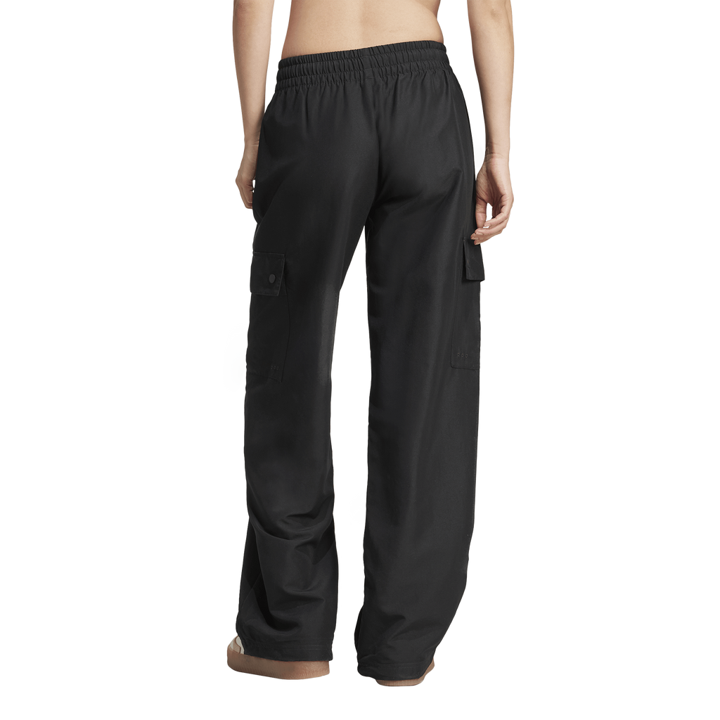 [IX9974] WOMENS ADIDAS ESSENTIALS WOVEN CARGO PANTS