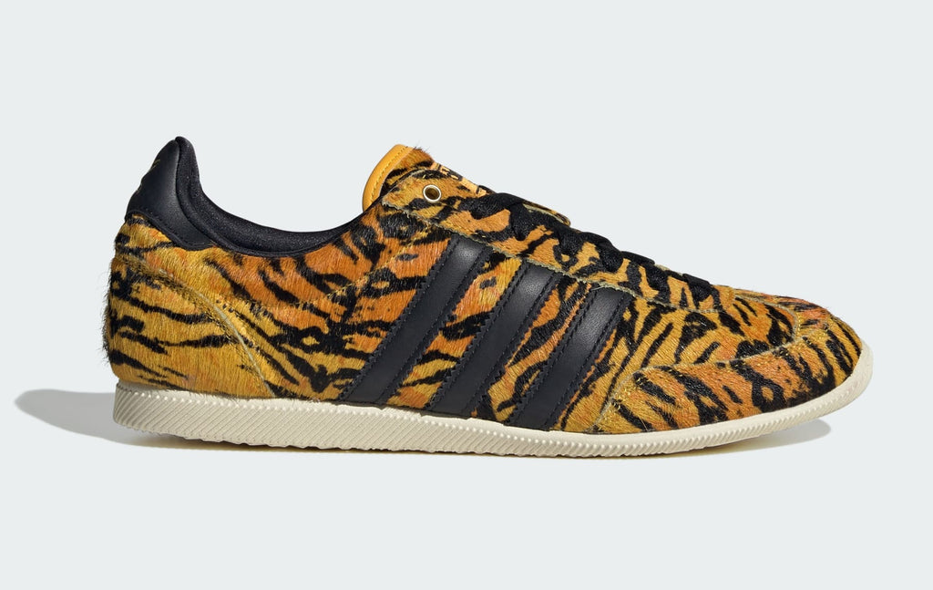 [KI6545] WOMENS ADIDAS JAPAN 'TIGER PRINT YELLOW BLACK'