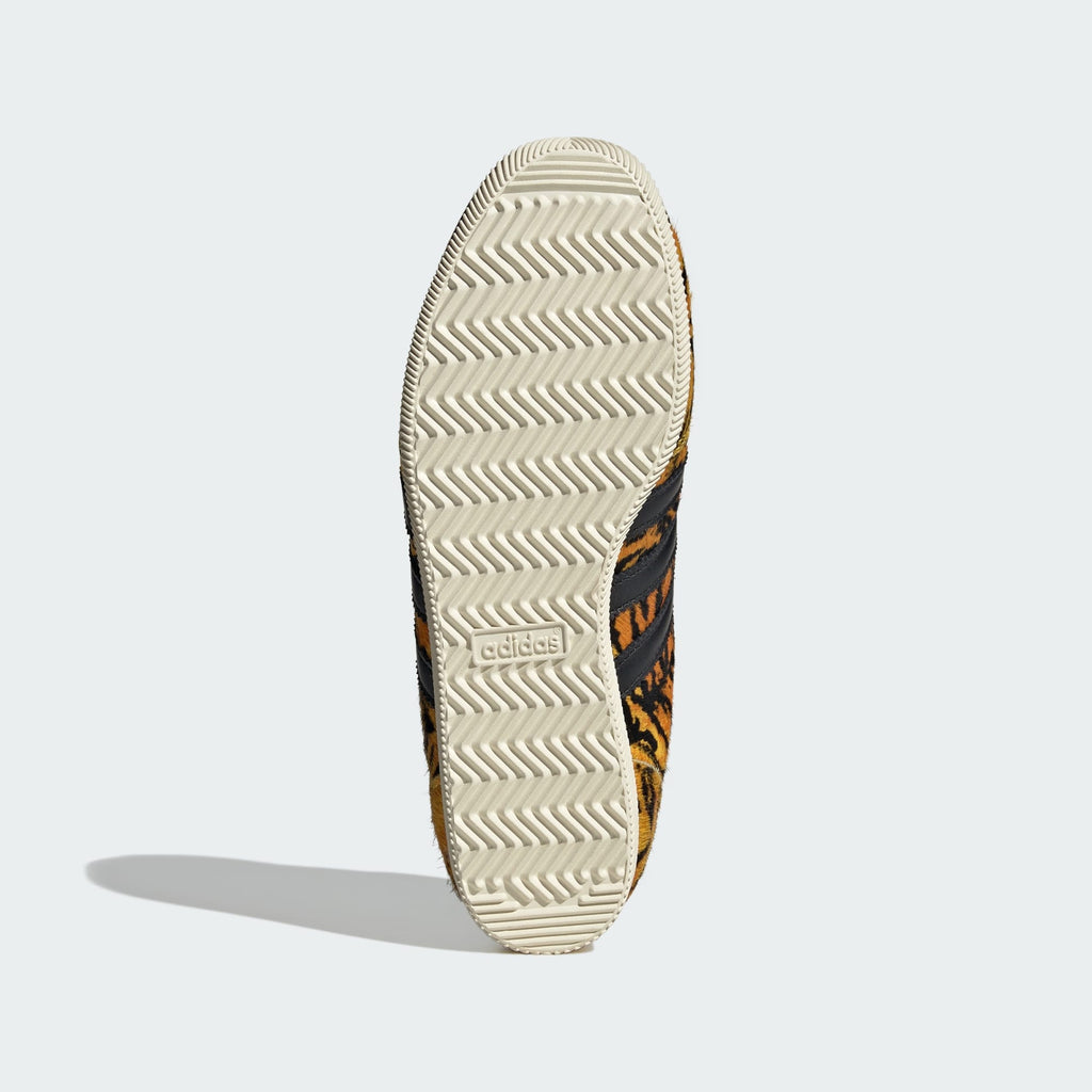 [KI6545] WOMENS ADIDAS JAPAN 'TIGER PRINT YELLOW BLACK'