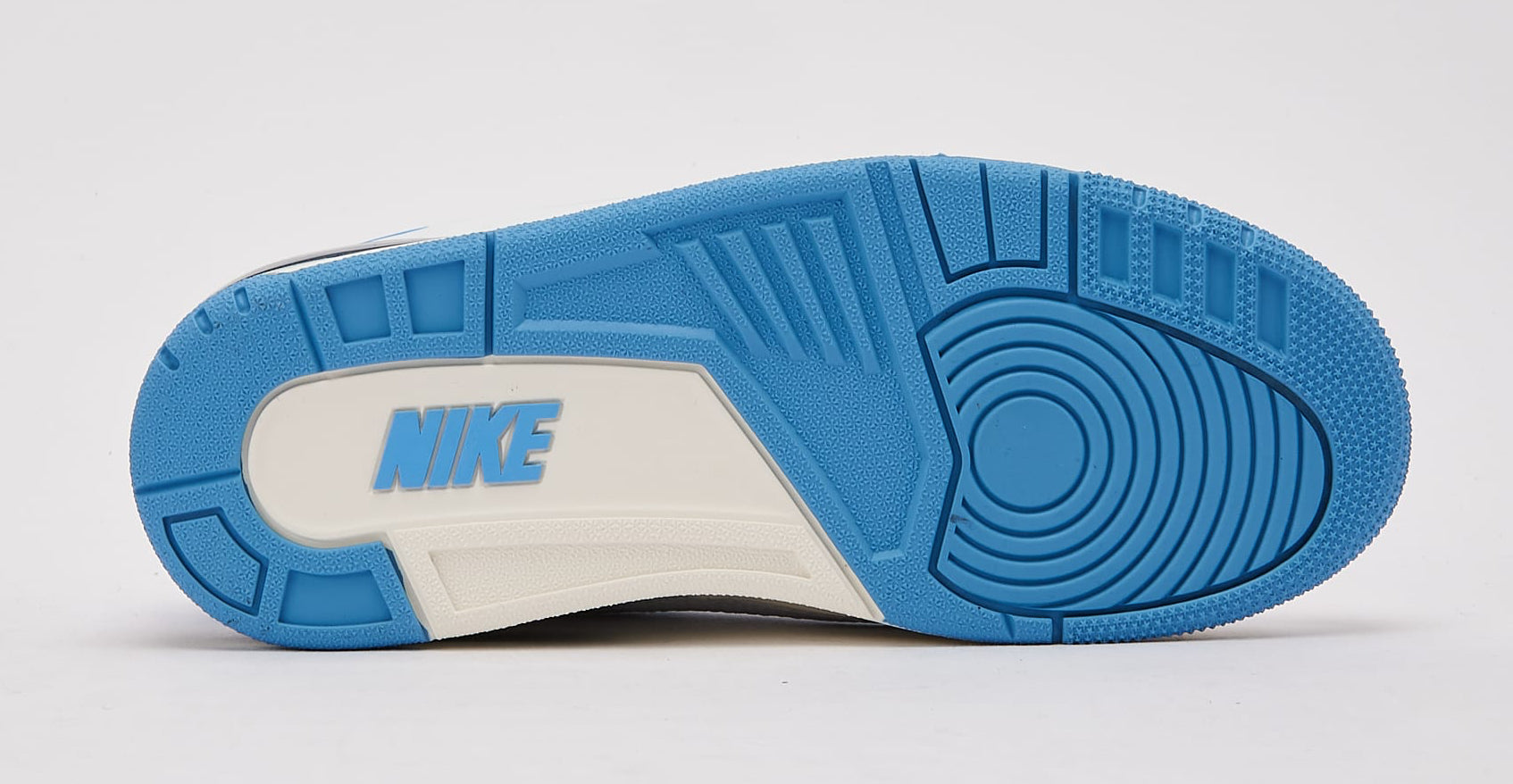 [FD0384-144] GRADE SCHOOL AIR JORDAN RETRO 2/3 GS 'WHITE/UNI BLUE MIDNIGHT NAVY'