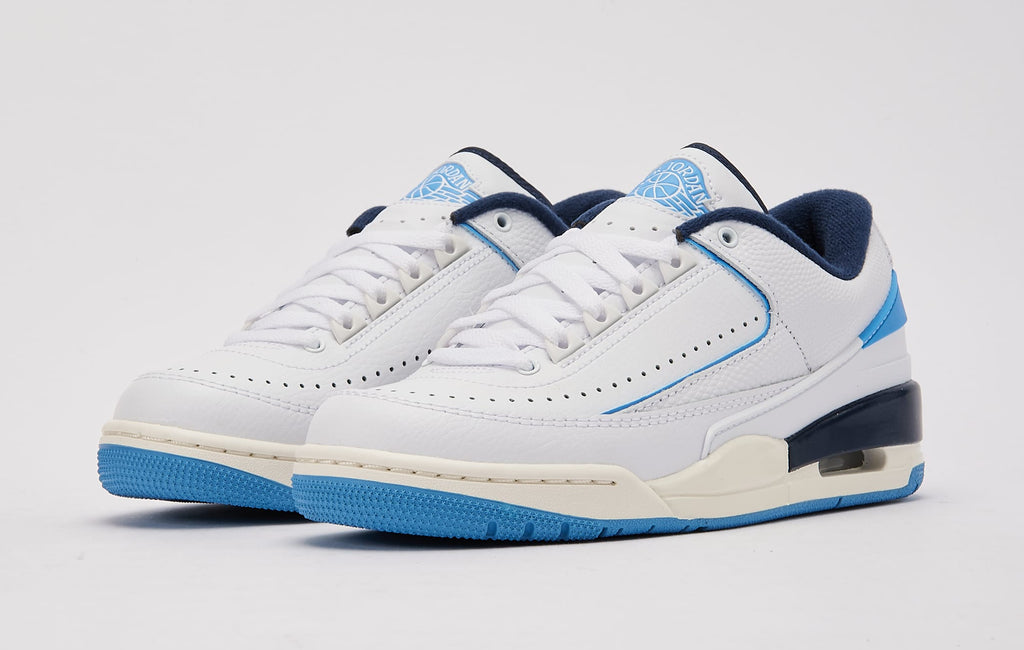 [FD0384-144] GRADE SCHOOL AIR JORDAN RETRO 2/3 GS 'WHITE/UNI BLUE MIDNIGHT NAVY'