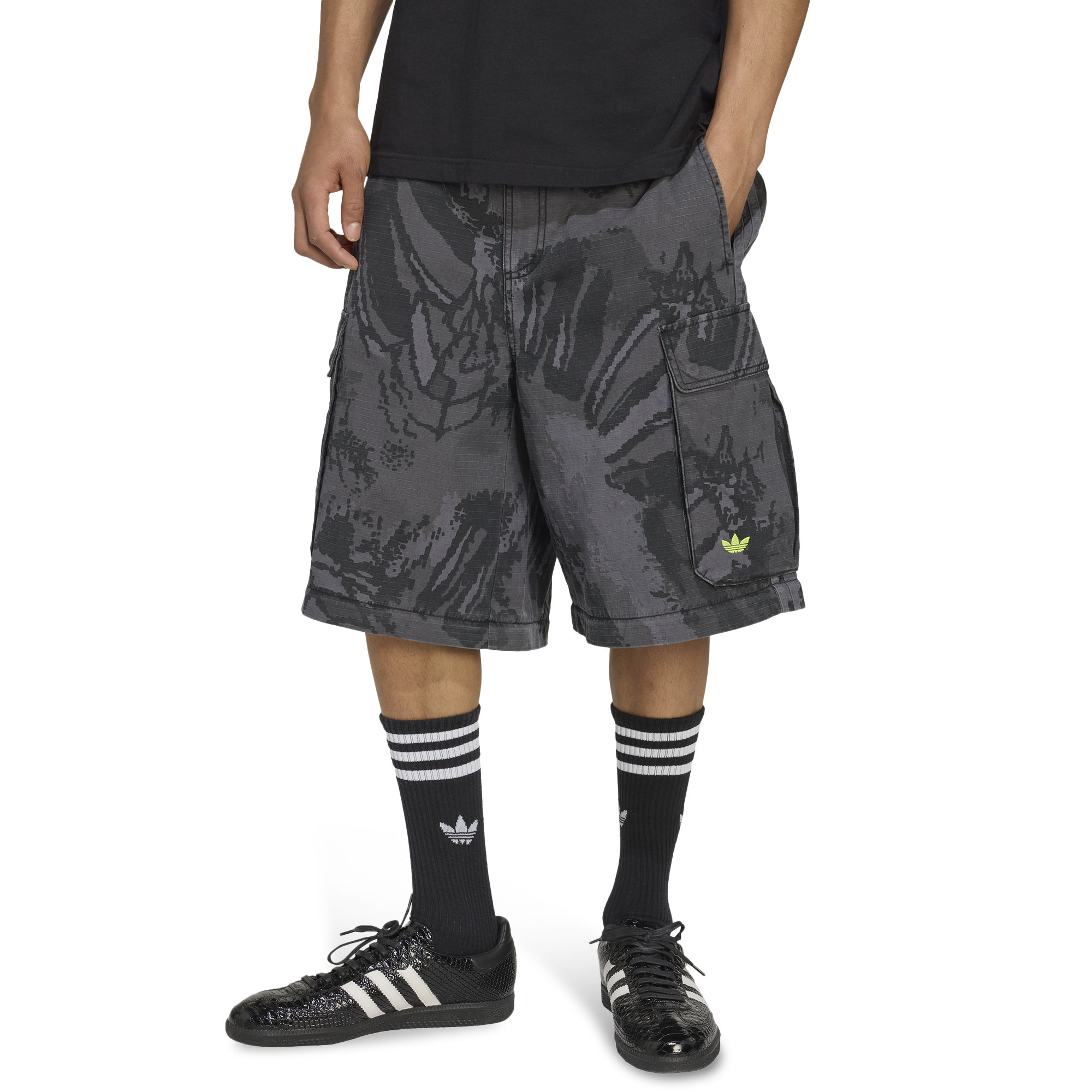 [KD2253] MENS ADIDAS ZIP OFF CARGO PANTS