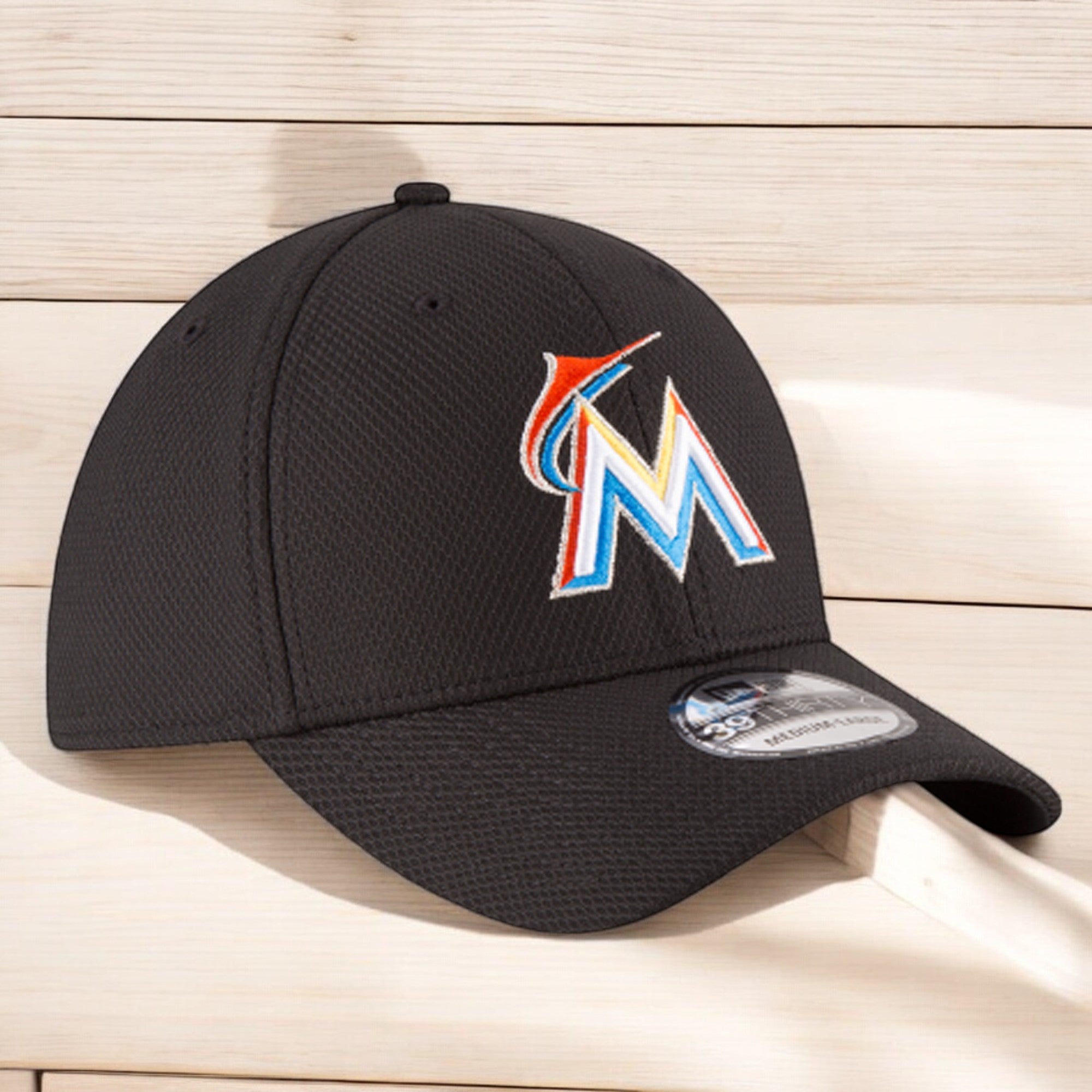 [11403320] Mens New Era MLB 39Thirty Diamond Era Flex Fit Cap - Miami Marlins