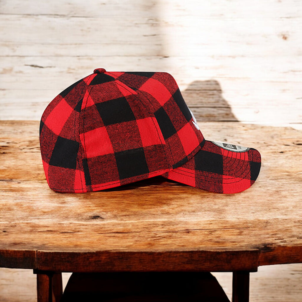 [12593567] Mens New Era MLB 9Forty Red Flannel Snapback Cap - Atlanta Braves