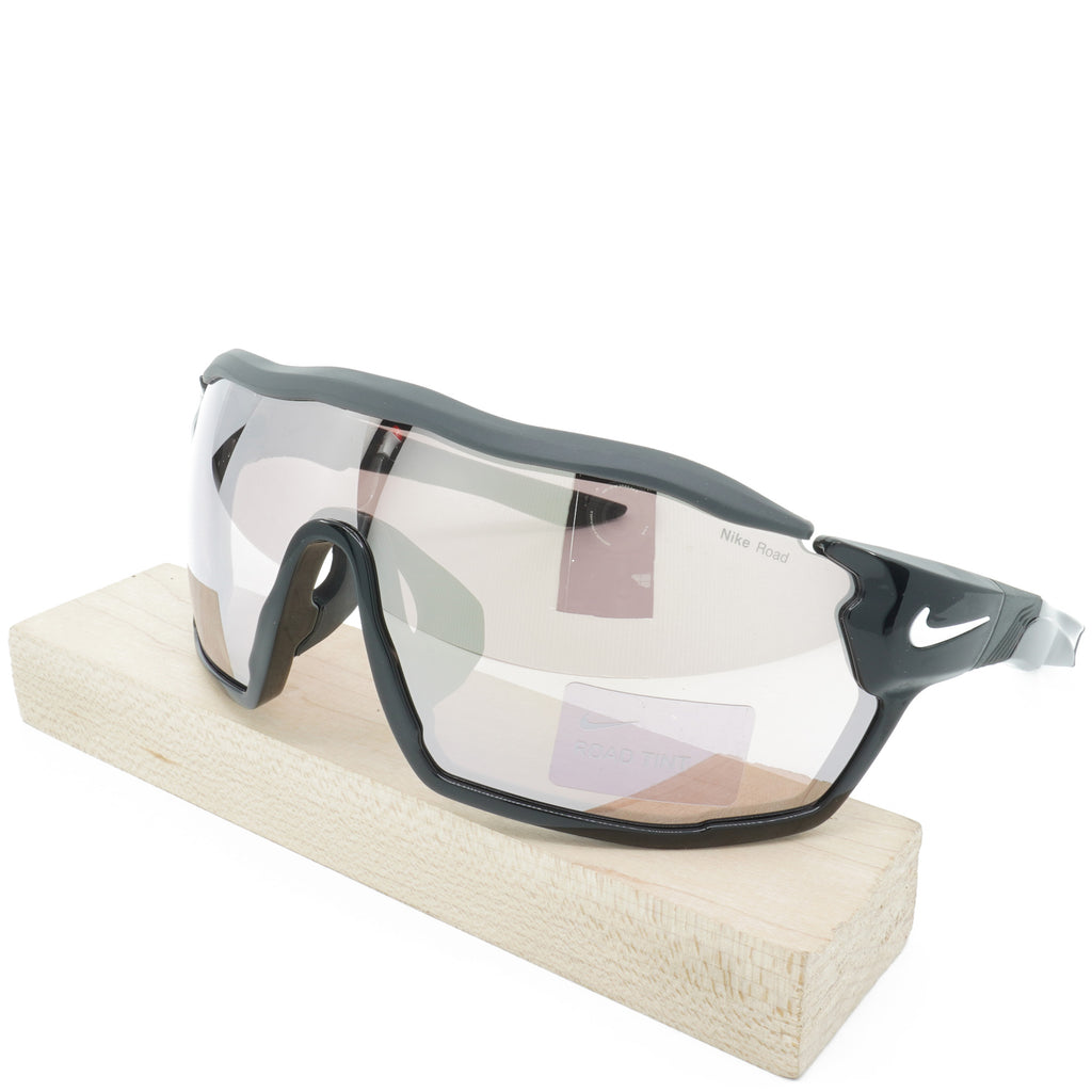 [FD1887-010] Mens Nike Show X Rush Team Sunglasses