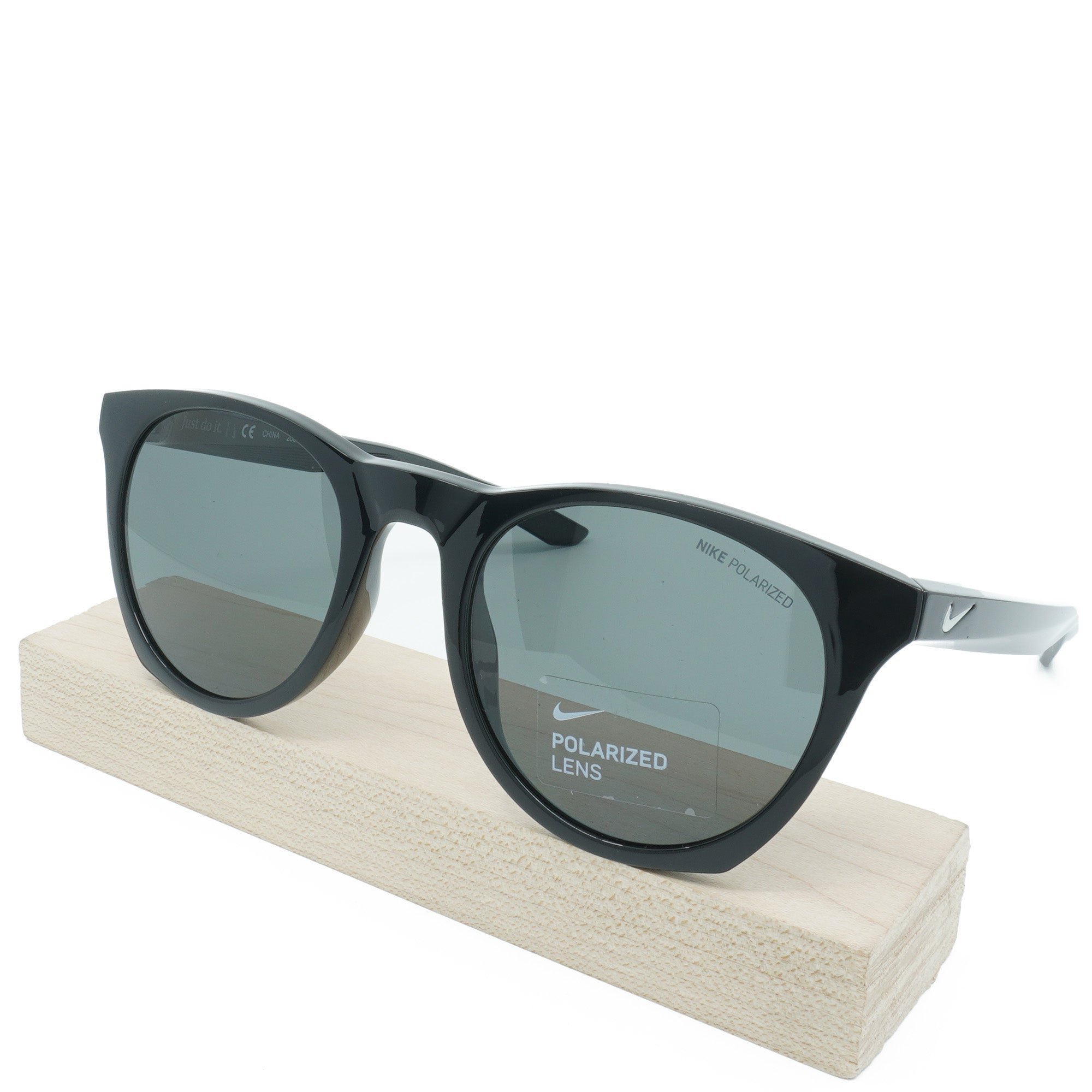 [EV1120-001] Mens Nike ESSENTIAL HORIZON Polarized Sunglasses