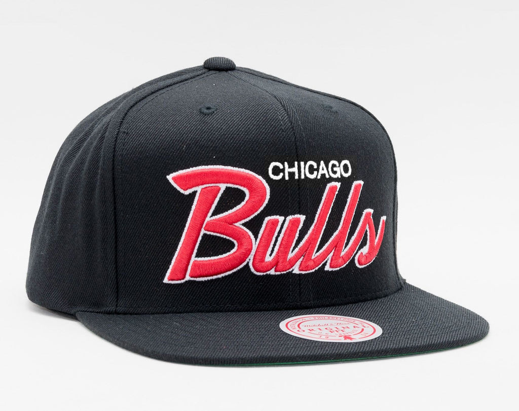 Mens MITCHELL & NESS NBA SCRIPT BULLS