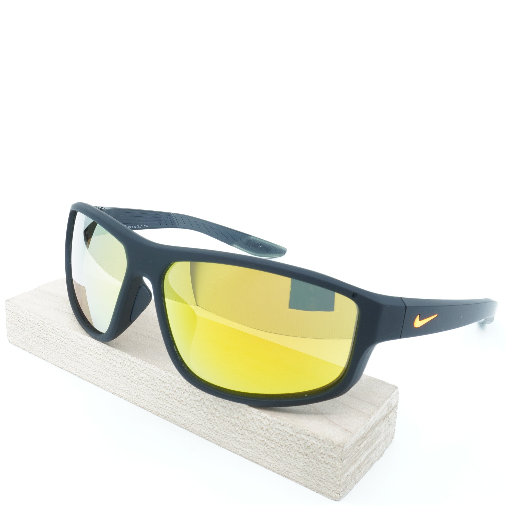 [DJ0803-452] MENS NIKE BRAZEN FUEL M SUNGLASSES