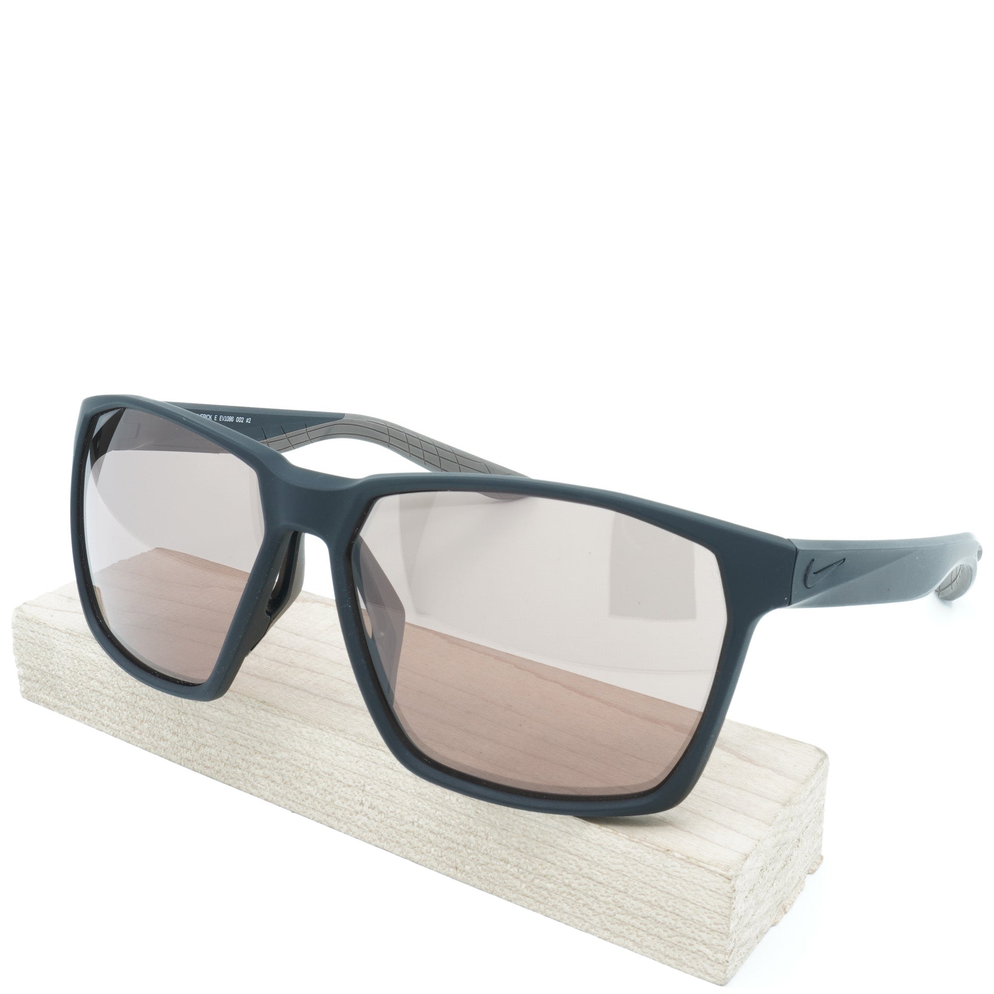[EV1096-002] Mens Nike Maverick Sunglasses
