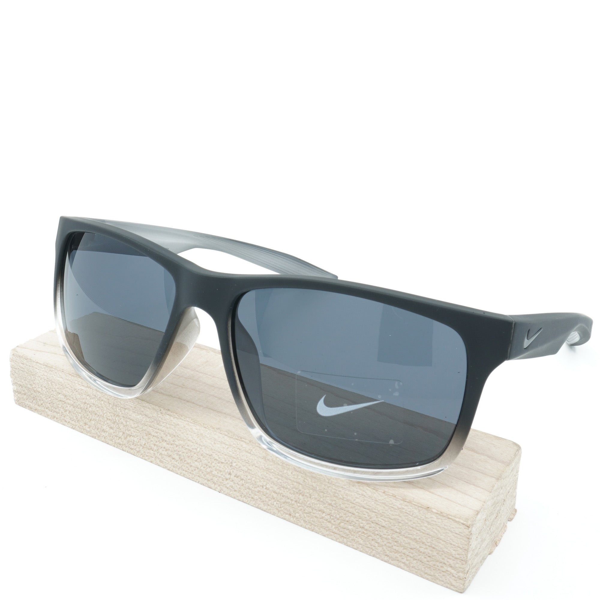 [EV0999-090] Mens Nike Essential Chaser Sunglasses