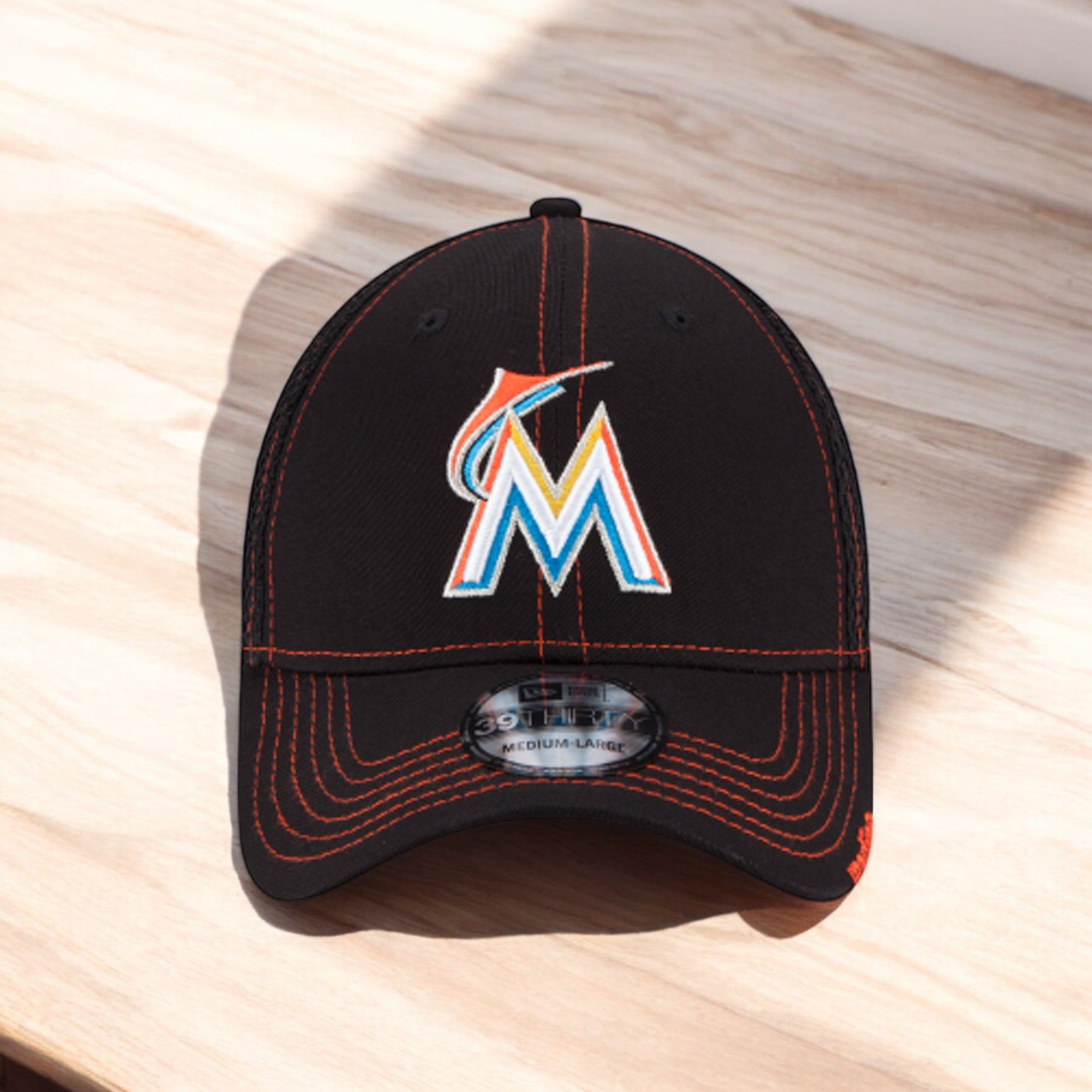 [10489625] Mens New Era MLB 39Thirty Neo Flex Fit Cap - Miami Marlins