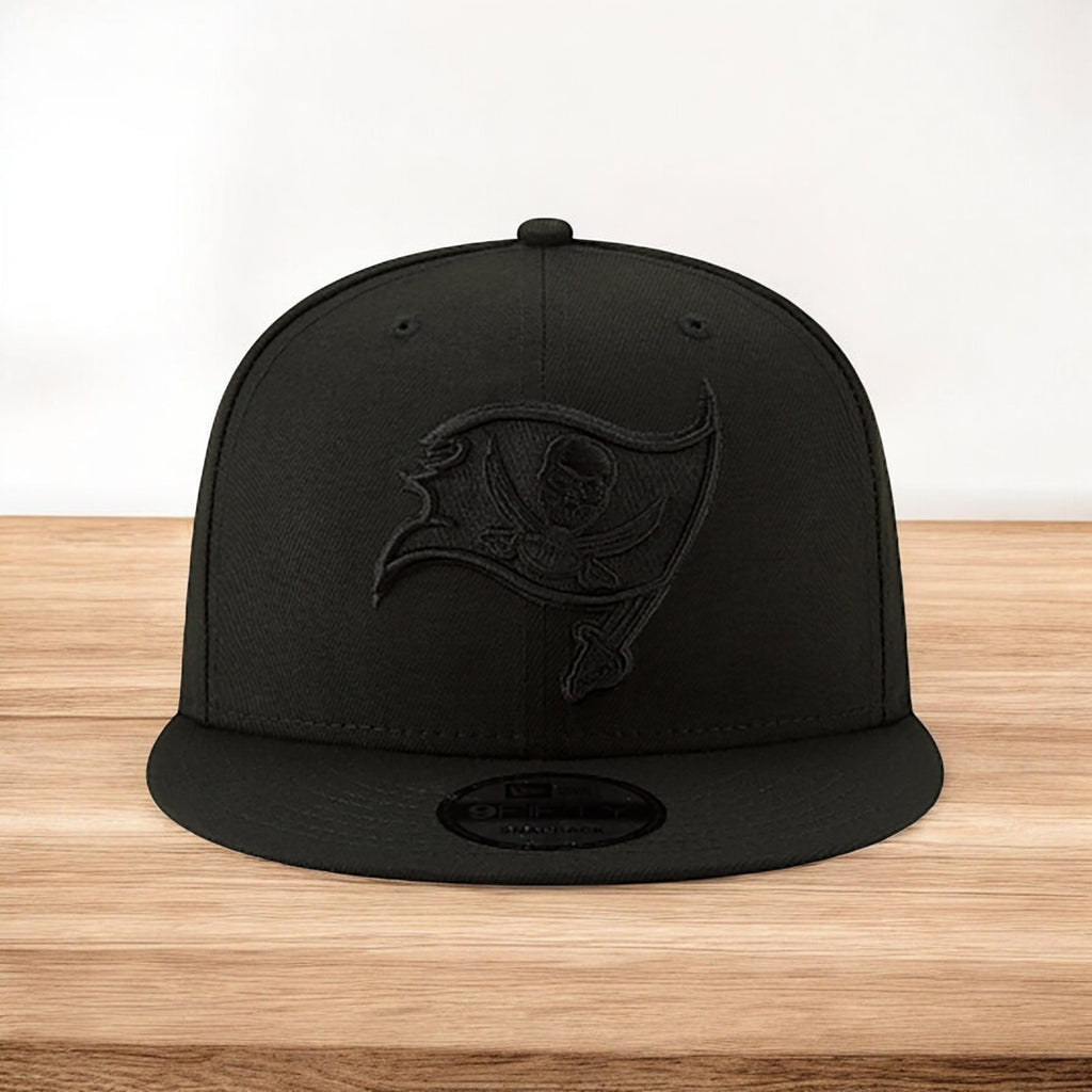[11872938] Mens New Era NFL 9Fifty Snapback - Tampa Bay Buccaneers