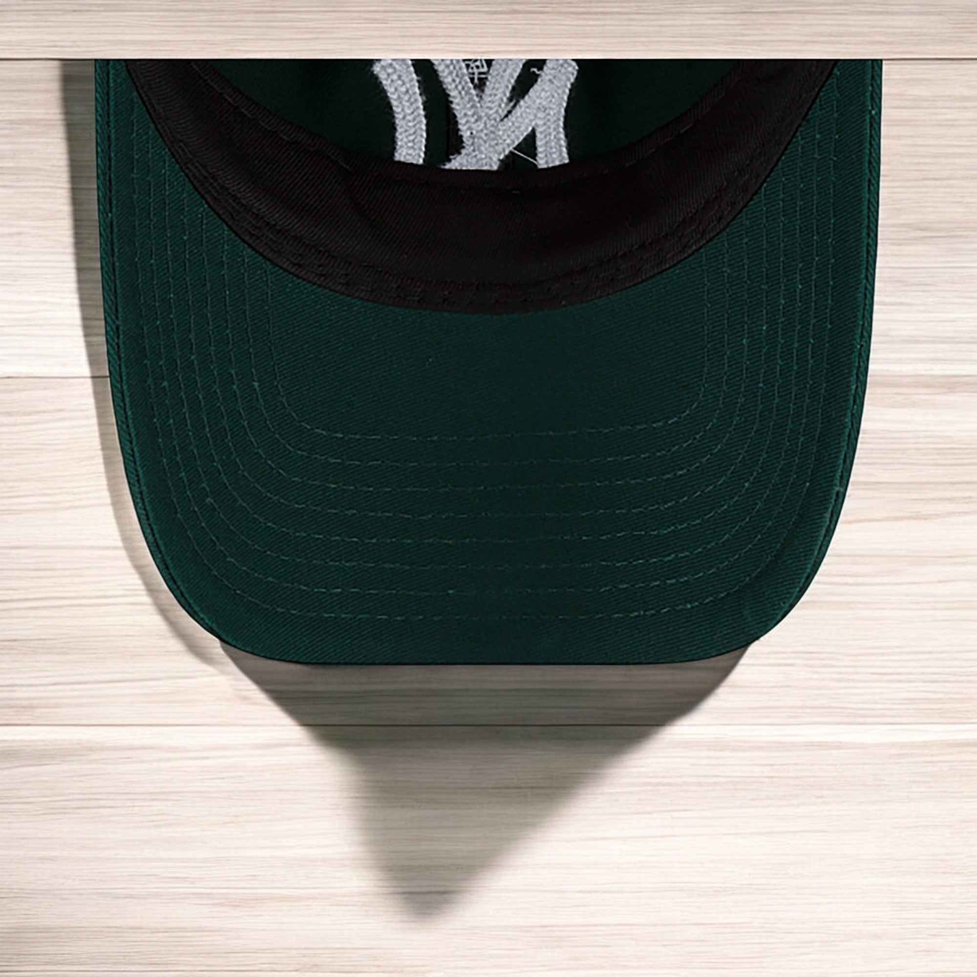 [60286807] Mens New Era MLB Core Classic 9Twenty - New York Yankees