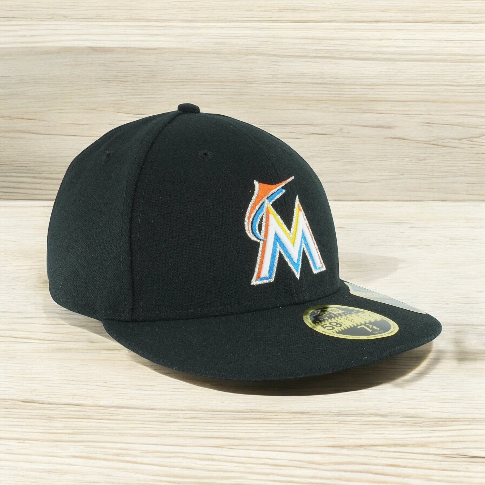 [70440178] Mens New Era MLB Low Profile Authentic 5950 - Miami Marlins Home 2018