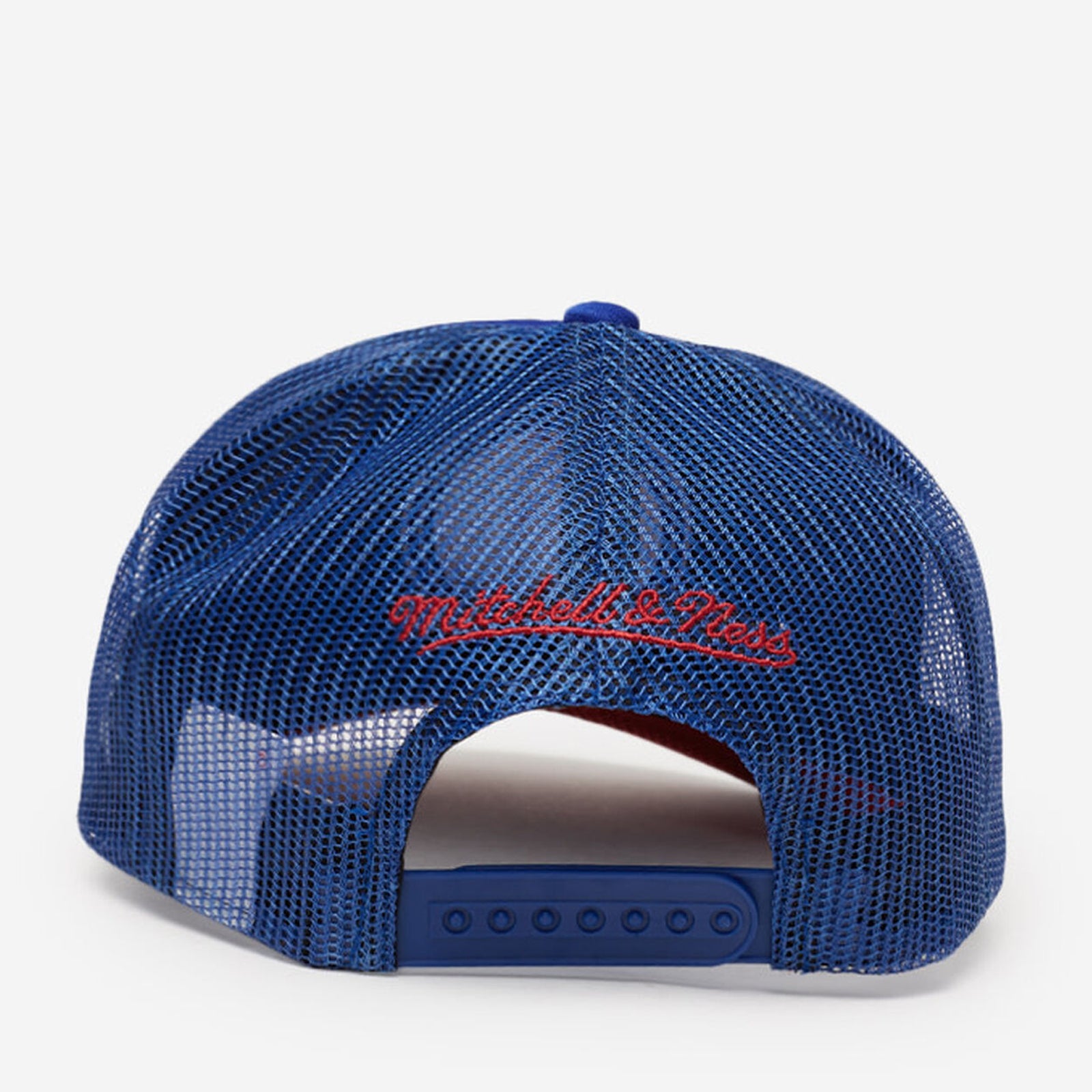 Mens Mitchell & Ness NBA PUFF THE MAGIC TRUCKER HWC PISTONS