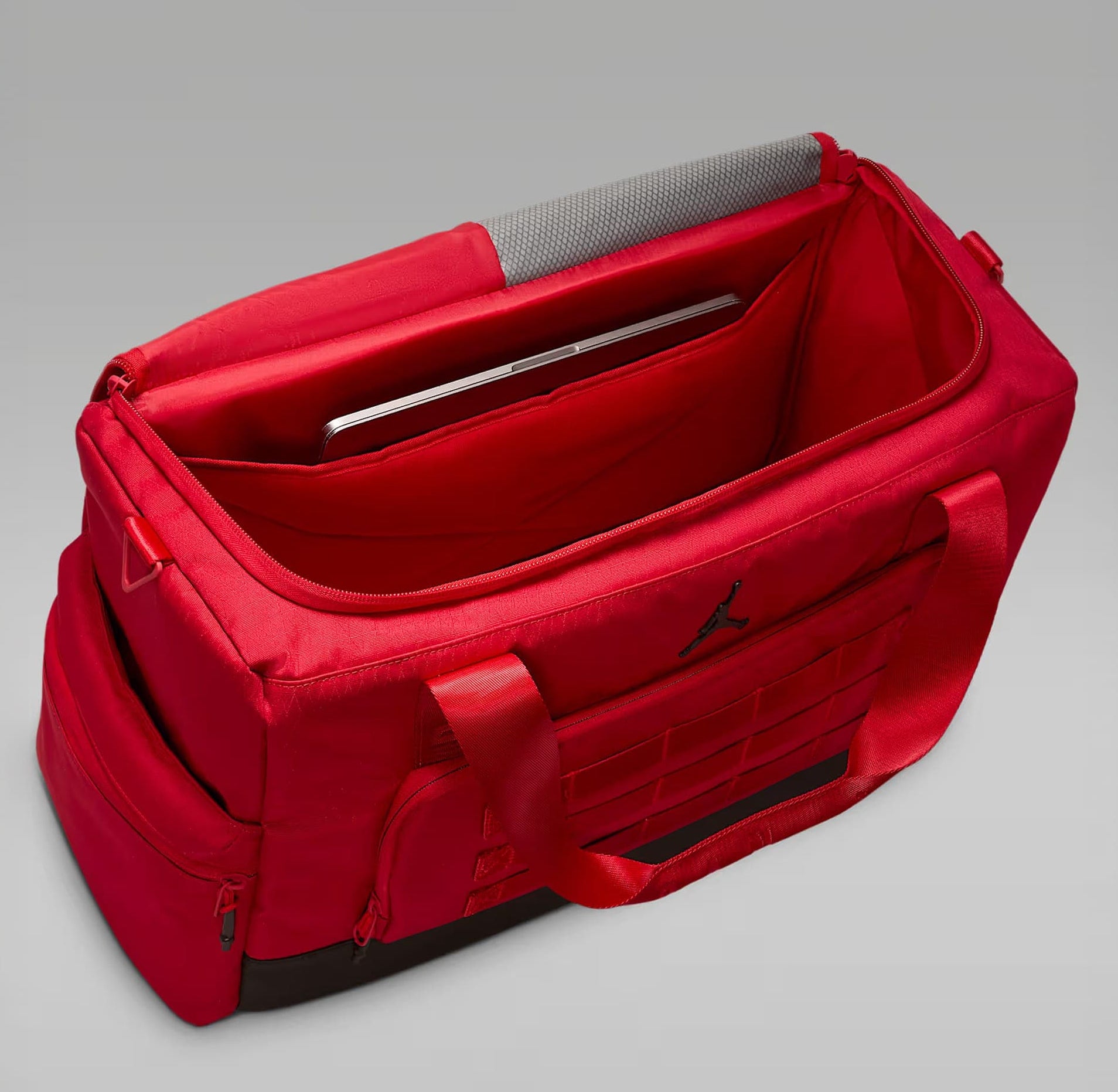 [MA0932-R78] UNISEX AIR JORDAN COLLECTORS 44L DUFFLE