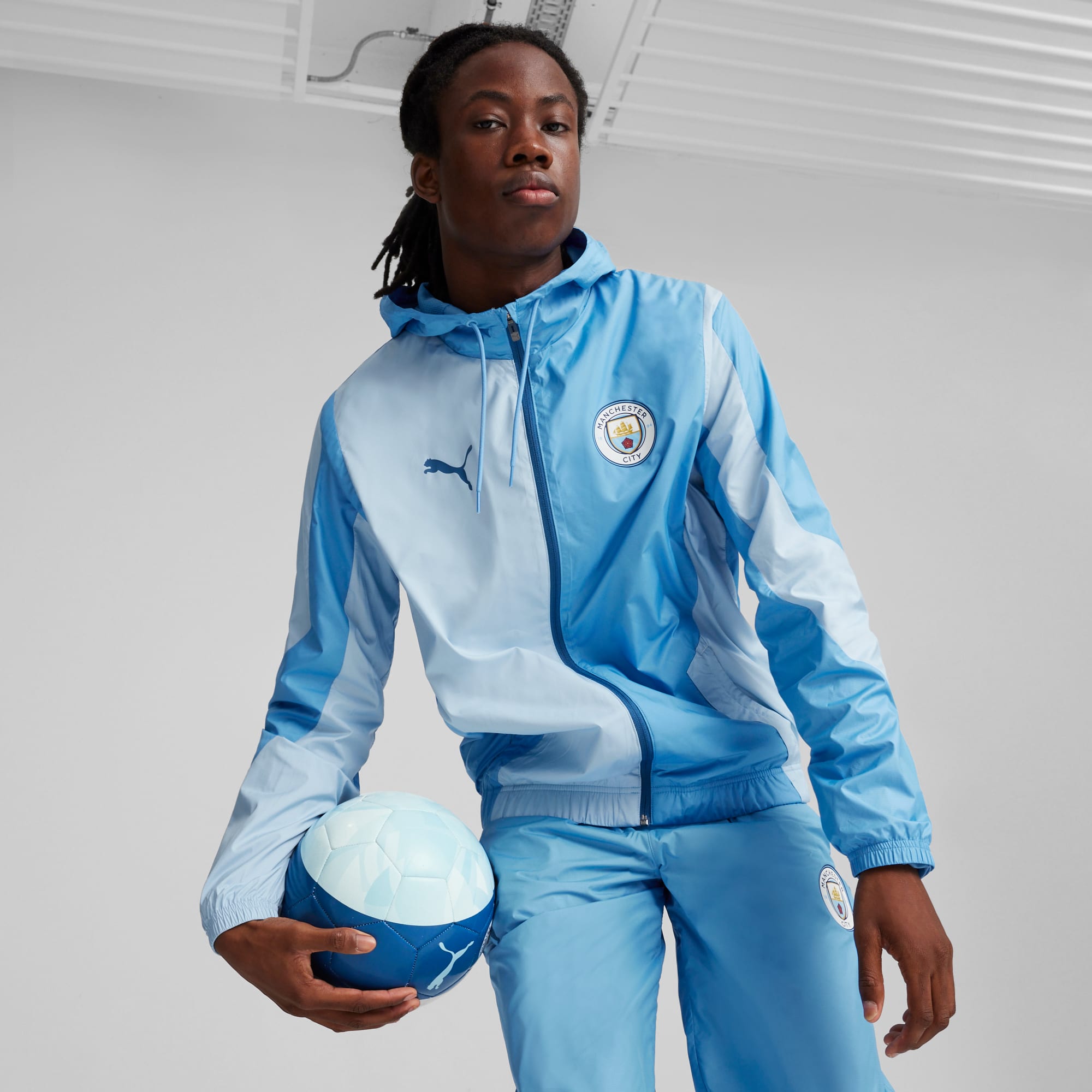 [774372-02] MENS PUMA MCFC PREMATCH WOVEN JACKET