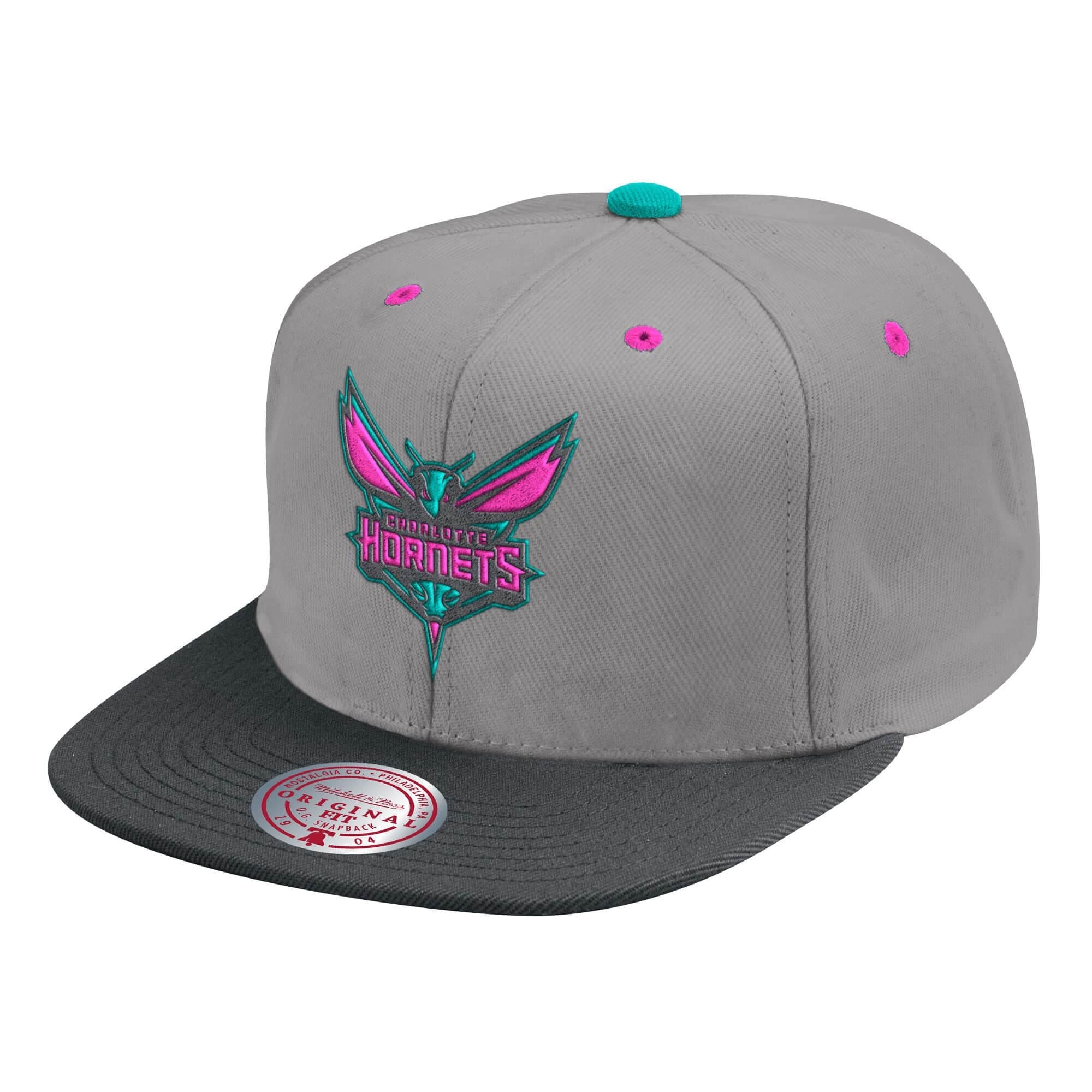 MENS MITCHELL & NESS NBA GRAY WOLF MAGS SNAPBACK HORNETS - LIGHT GREY