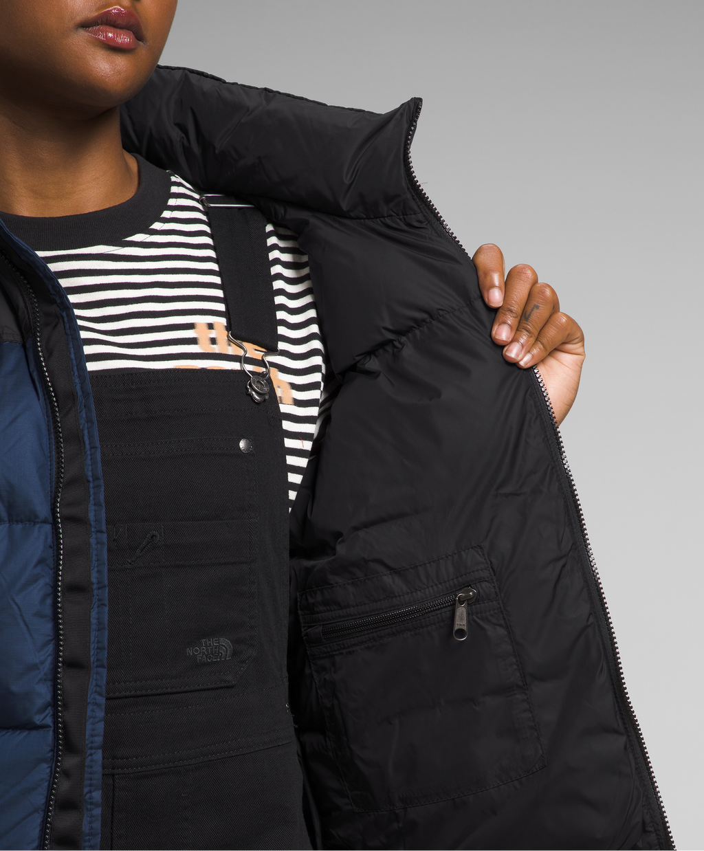 [NF0A3XEOGOB] WOMENS NORTH FACE 1996 RETRO NUPTSE JACKET