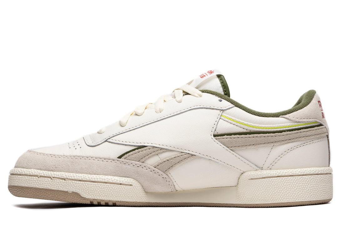 [100208952] Mens Reebok CLUB C REVENGE
