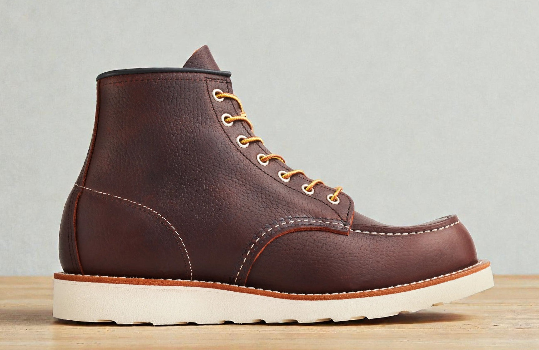[8138-WIDE] MENS RED WING CLASSIC MOC (WIDE 2E WIDTH)