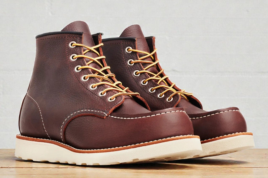 [8138-WIDE] MENS RED WING CLASSIC MOC (WIDE 2E WIDTH)