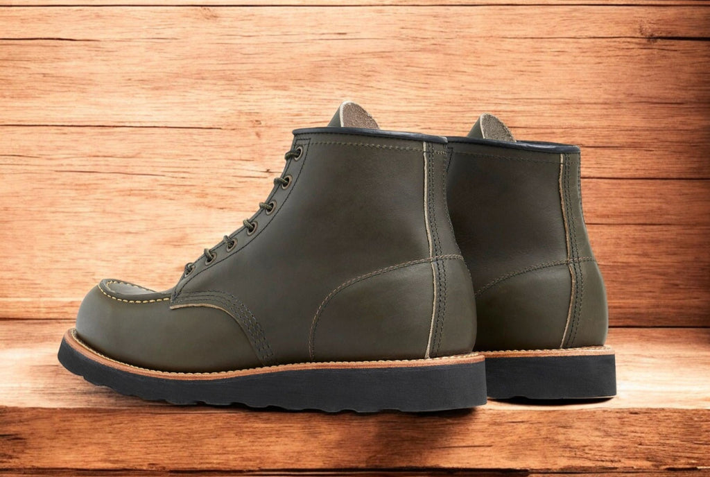 [8828] MENS RED WING CLASSIC MOC 6-INCH BOOT