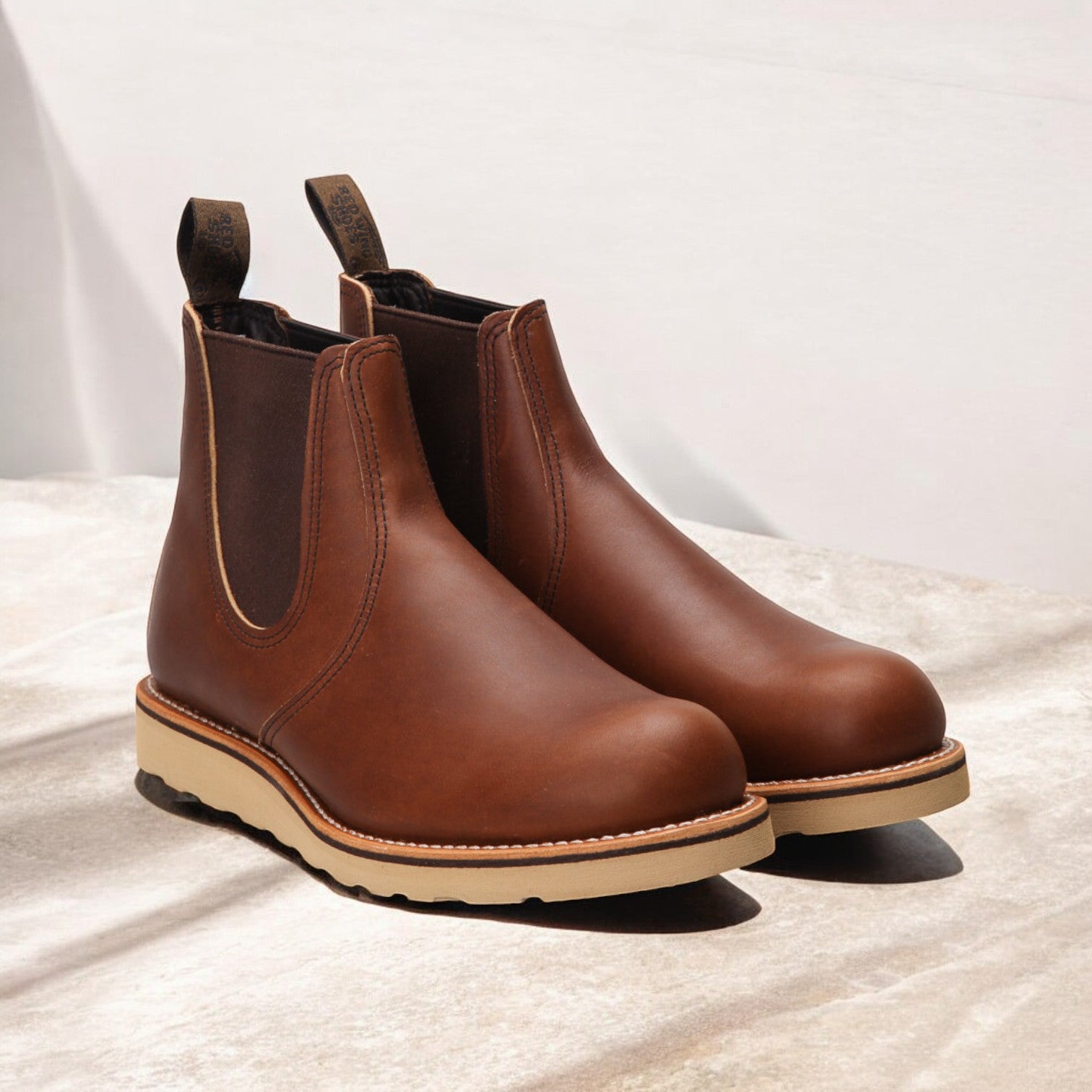 [3190-WIDE] MENS RED WING CLASSIC CHELSEA (WIDE 2E WIDTH)