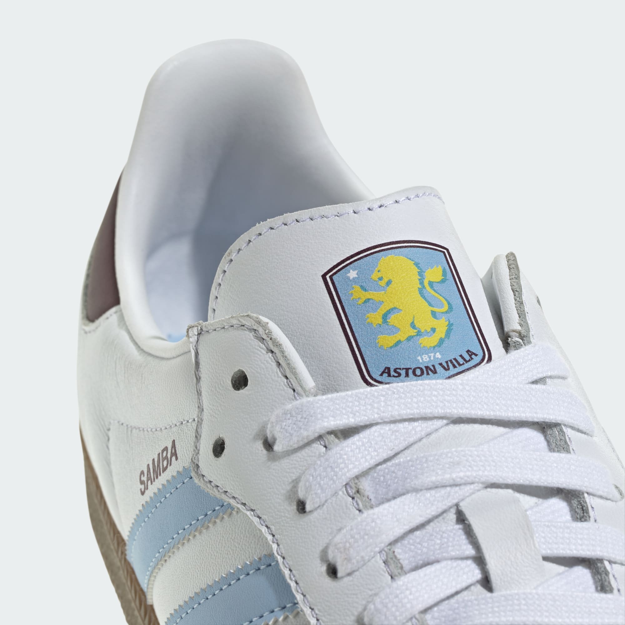 [JQ4042] MENS ADIDAS SAMBA LICENSED