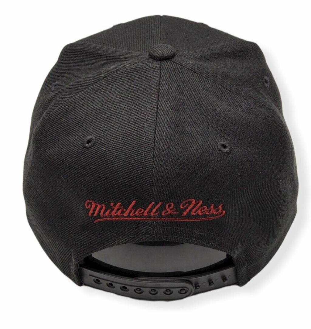 MENS MITCHELL & NESS NBA CORE BASIC SNAPBACK HWC TRAIL BLAZERS - BLACK