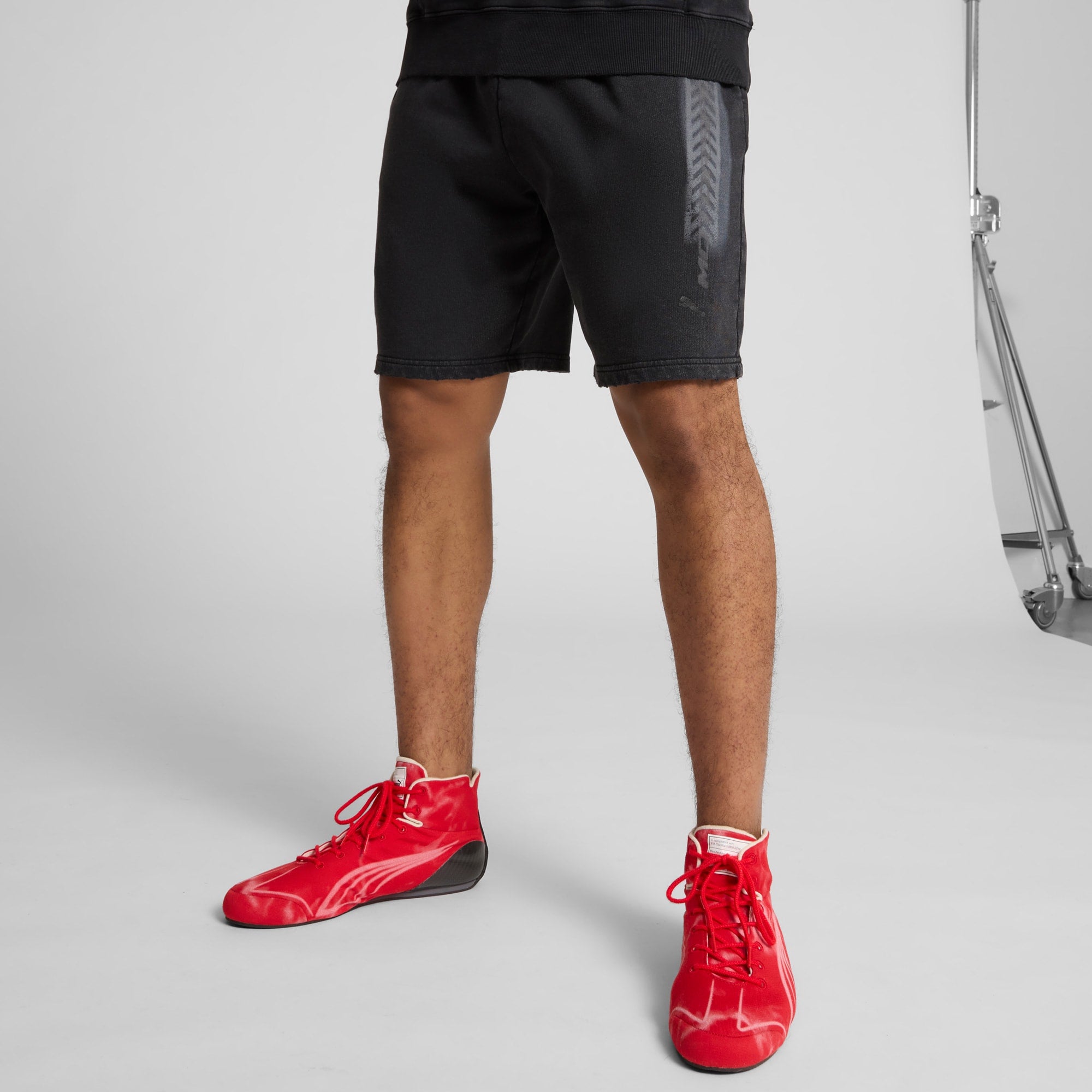 [631322-01] MENS PUMA FERRARI RACE DESERT SUN LAS VEGAS SHORTS